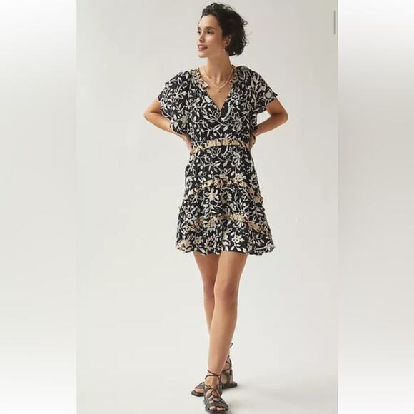 NEW Anthropologie Robin Floral Mini Dress Sz MP MSRP $148